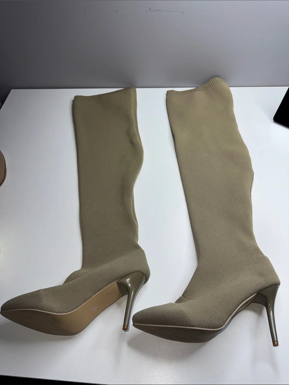 Beige Stretch Knit Over-the-Knee Sock Boots Size 39 Pointed Toe Stiletto Heel